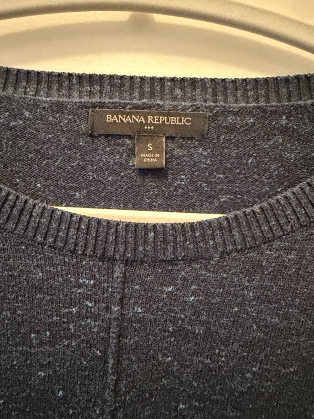 Banana Republic Dark Navy Speckled Pullover Sweater - Picture 2 of 4